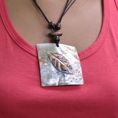 Sea Shell Pendant P38
